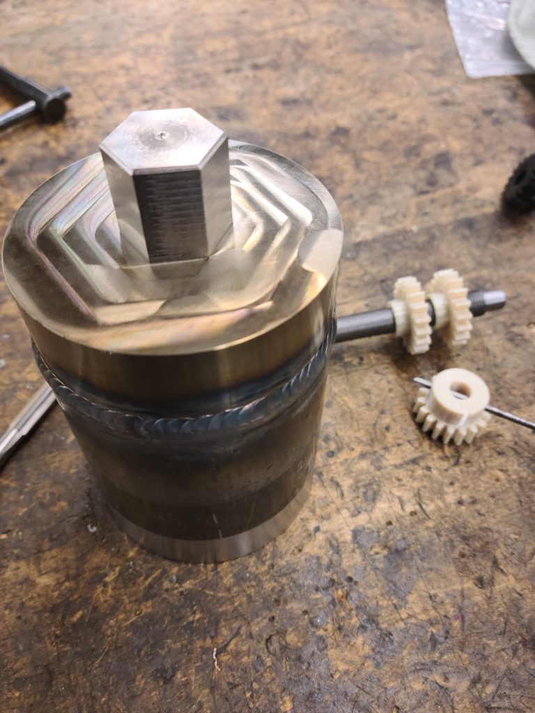 Cylindrical assembly with hex feature
